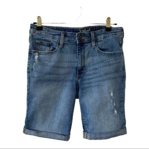 Universal Thread High Rise Bermuda Shorts. 10/30R